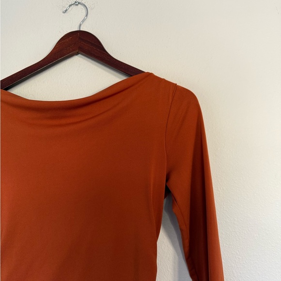 Elegant Orange Long Sleeve Dress - Picture 6 of 8